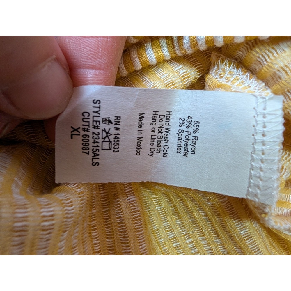 W5 Yellow Ribbed Button Ruffle Short Sleeve Blouse Size XLarge - Picture 6 of 7
